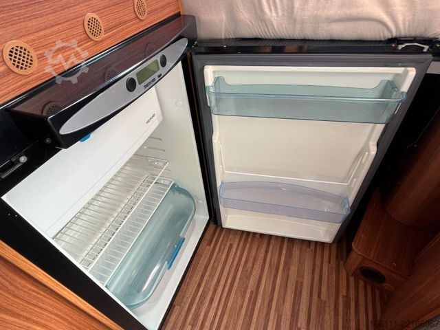 Τροχόσπιτο αυτοκινούμενο ADRIA Twin 600 SP - Festbett - Klima - Solar - Markise