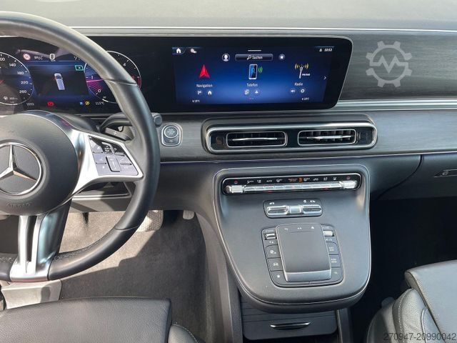 Minibus MERCEDES-BENZ V 300 d extralang 4MATIC AVANTGARDE 360°KAMERA