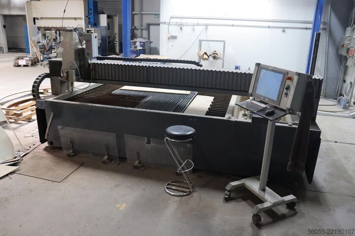 เครื่องตัดด้วยวอเตอร์เจ็ท Härtel Waterjet Ultimate 3U + U-Achse (2530)