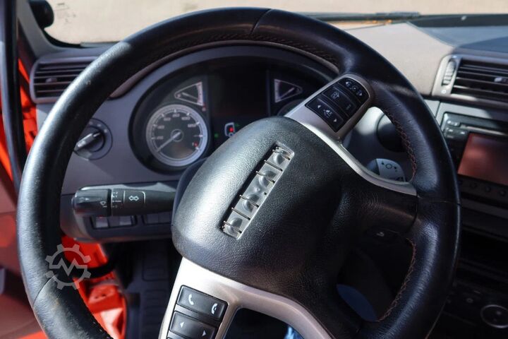 Chassi med hytt DAF CF 450 M4SN3
