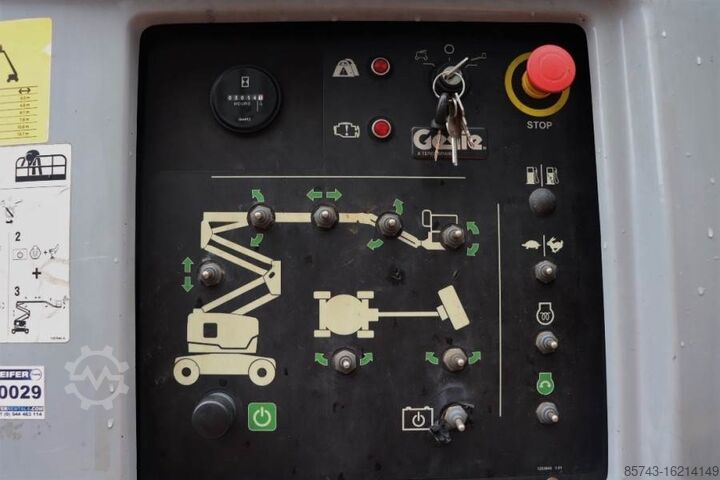 Mafsallı teleskopik çalışma platformu Genie Z62/40 Valid inspection, *Guarantee! Diesel, 4x4 D