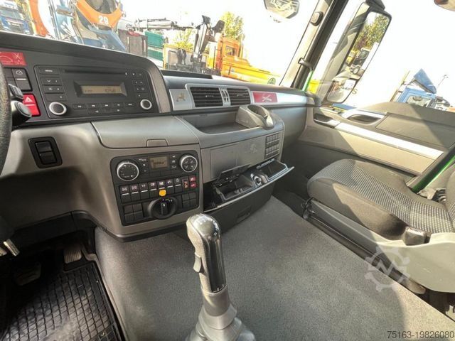 Камион с кука за контейнери MAN TG-S 26.400 6x4H-2 BL Abrollkipper mit Kran Lift