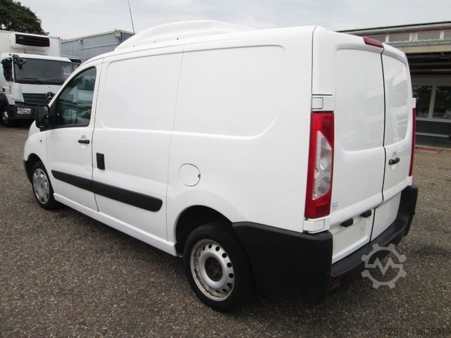 รถตู้ตู้เย็น FIAT Scudo *Carrier Kühlwagen*