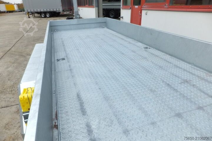 Нископроходен ремарке Möslein TT 11-E6x2  Tieflader für Fräsen breiten Rampen, Neu