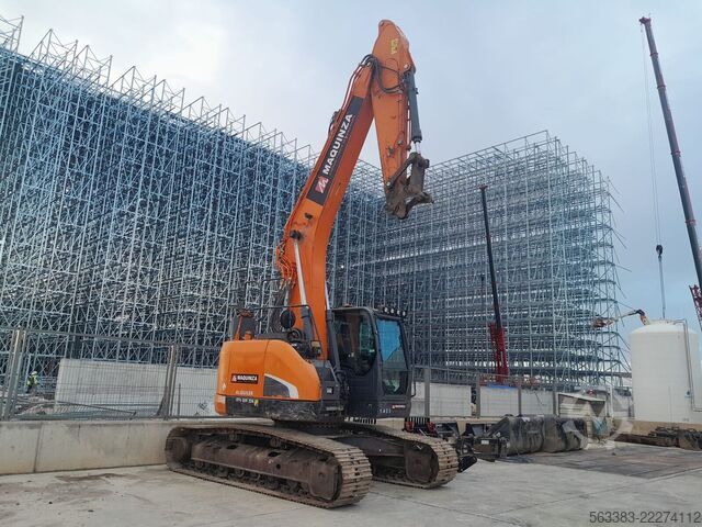 クローラーショベル Doosan DX235LCR
