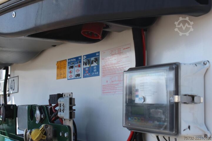 Auflieger Lamberet CV1950Mt.  Bi-Multi-Temp  Trennwand  LBW  FRC28