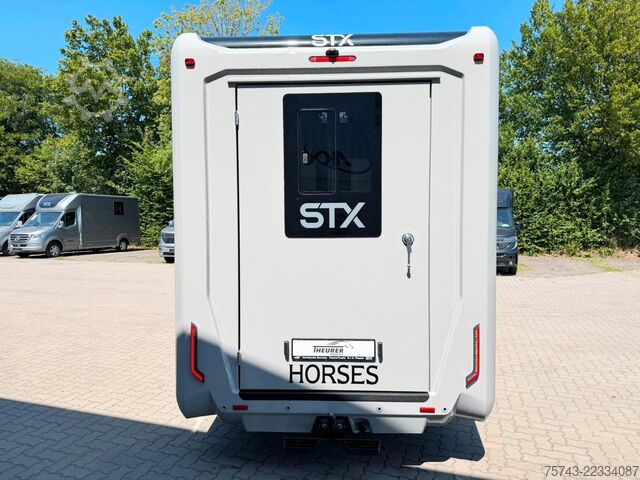 Transporteur de bétail RENAULT Master STX 5 Sitzer Haras ex. Lang Automatik