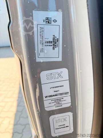 Transporteur de bétail RENAULT Master STX 5 Sitzer Haras ex. Lang Automatik