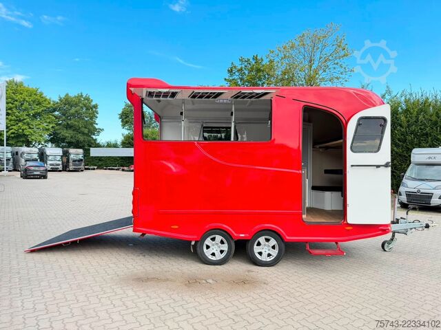 Remorque de transport de chevaux  ANKA  3 Pferd3,5t  Pferdeanh. Wohn. Dusche
