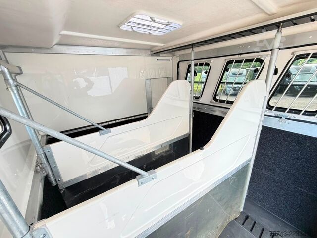Remorque de transport de chevaux  ANKA  3 Pferd3,5t  Pferdeanh. Wohn. Dusche