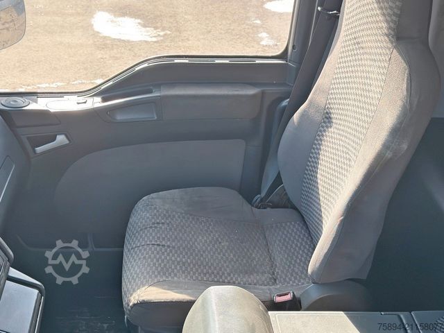 Кран-манипулятор на шасси грузовика MAN TGA 26.390 * TEREX ATLAS 165.2E - 8.2/2 + FUNK