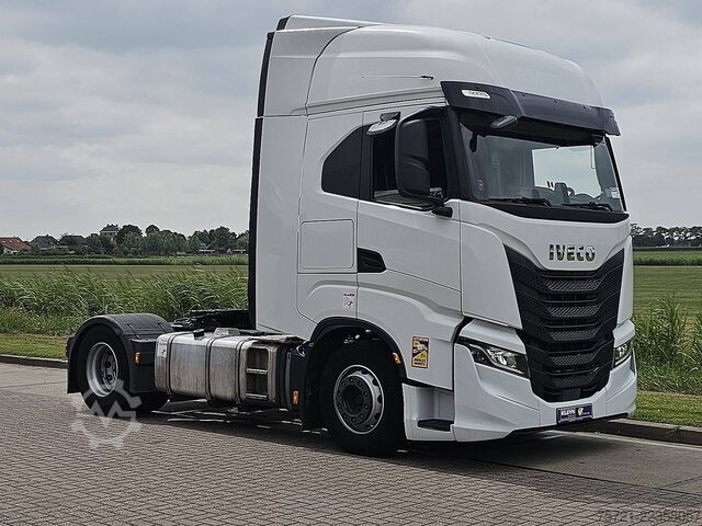 Standaard trekker IVECO S-WAY AS440S49