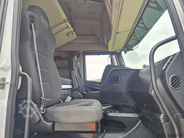 Standaard trekker IVECO S-WAY AS440S49