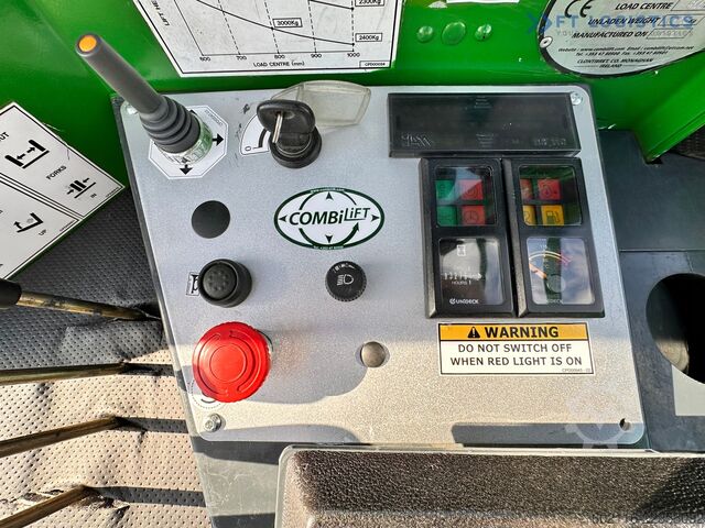  Combilift C4000 / TRIPLEX / 4900MM / GAS