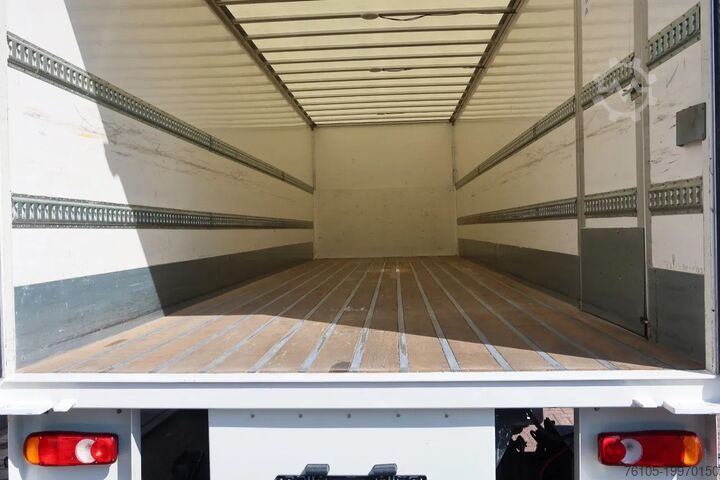 Чемодан DAF CF 290 FA Bak + Dhollandia klep 2000 KG