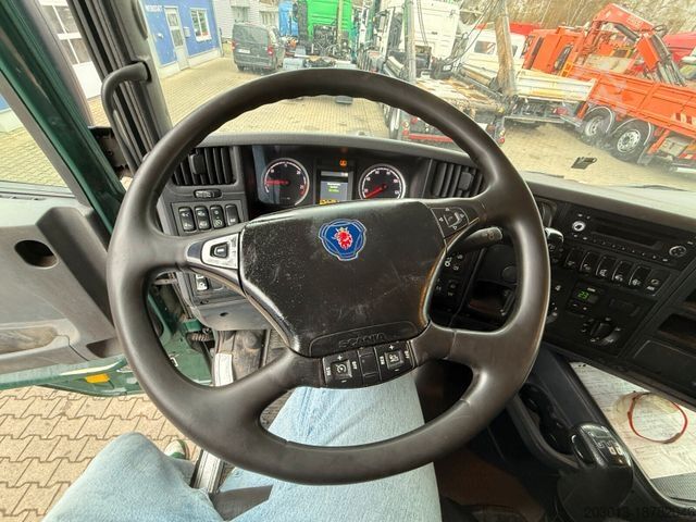 Tomruk kamyonu SCANIA R560 6x4 Holztransport Kran LOGLIFT HIAB 140S79R