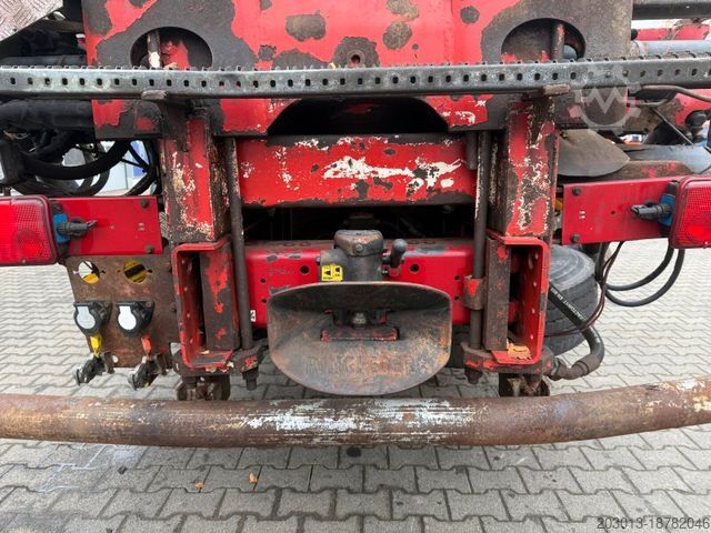 Tomruk kamyonu SCANIA R560 6x4 Holztransport Kran LOGLIFT HIAB 140S79R