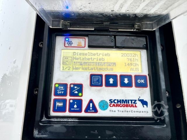 Reefer semitrailer SCHMITZ CARGOBULL SCB Tiefkoffer mit Rohrbahnen & Paletten Kiste