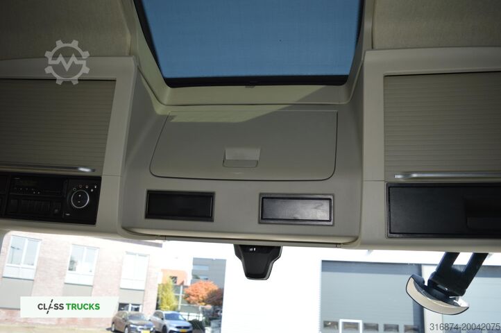 стандартен трактор VOLVO FH 460 Globetrotter XL i-Save SideSkirts