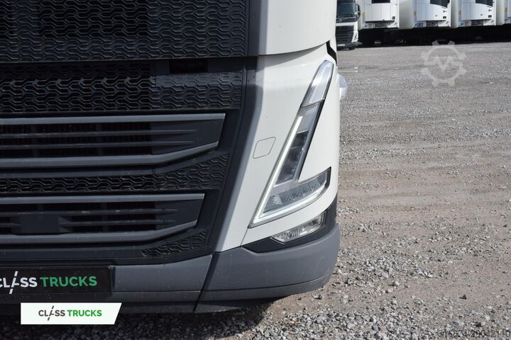 Máy kéo tiêu chuẩn VOLVO FH 540 Globetrotter XL Retarder