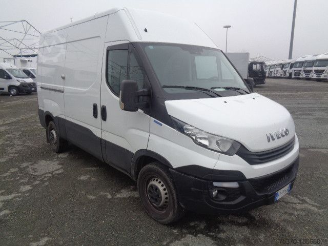 Umpikorja-auto IVECO DAILY 35S14 3520