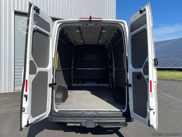 Ван с висока покривка VW Crafter Kasten 35 L4H3 NAV RFK äden