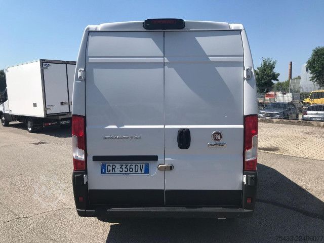 Panelinis furgonas Fiat Ducato 33 MH2 2.2 mjt3 140cv serie 8