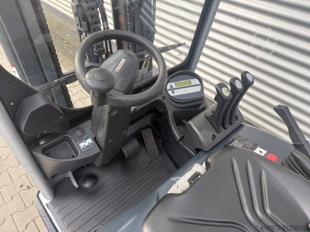 Electric 3-wheel forklift Still RX50-16