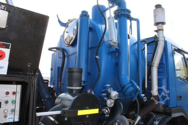 Vehículo de succión Terberg FM 1450 WITTIG VACUM SYSTEM + TIPPER + FULLY WO...