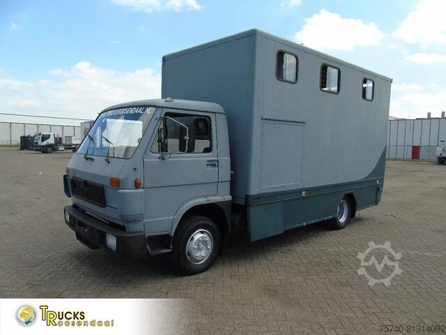 Horse transport MAN 10 .150 + 2-3 HORSES + MANUAL