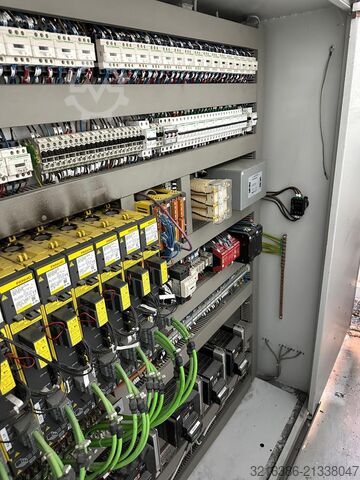 Vágó- és megmunkálóközpont SOENEN HENDRIK 