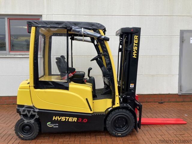 Electric 4-wheel forklift Hyster J 3.0 XN