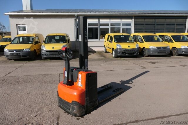 Manual stacker bt SWE 080L