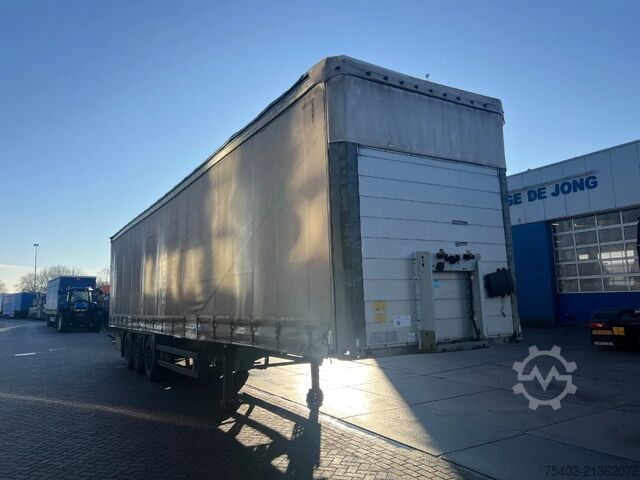 Curtain sided Schmitz Cargobull SCB*S3T / Coil / Tautliner / Disc Brakes