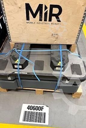 মোবাইল ইন্ডাস্ট্রি রোবট AGV AMR FTS Mobile Industrial Robots (MiR) MIR600 EU Pallet Lift