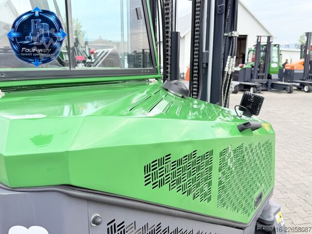 चार-तरफ़ा फोर्कलिफ्ट Combilift CB4000 GAS TRIPLEX 6800 POSITIONER CABIN
