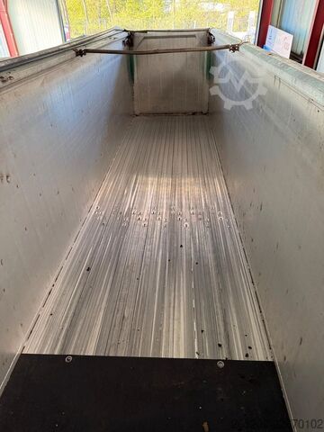 Semitrailer KEMPF KEMPF Schubbodenauflieger, SPP 39/3, 61 cbm