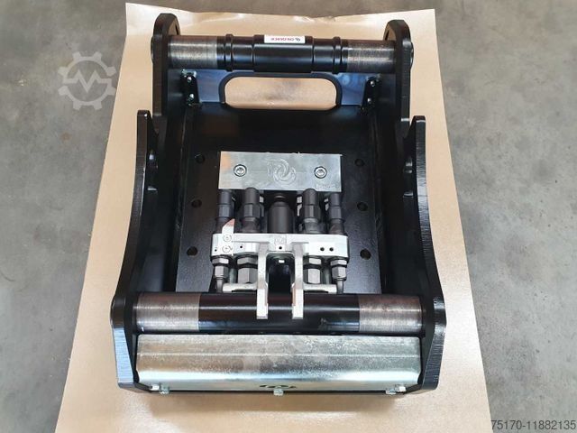 Други  OilQuick OQ65 Adapterplatte für Westtech & mehr