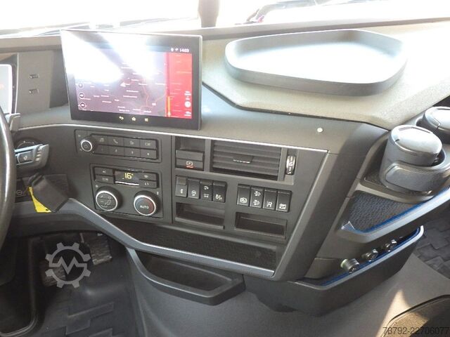 LKW mit Pritsche (offen) VOLVO FH 420 Pritsche 7,8m/Edscha/Hubd./Lenkachse/VEB+