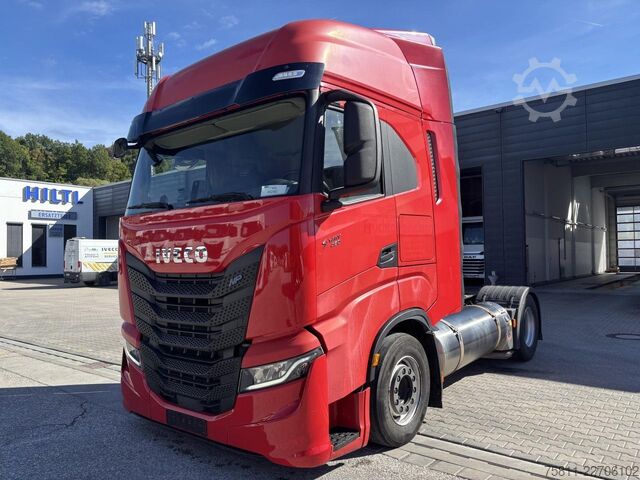Standard tractor unit IVECO Stralis AS440S46T/P / LNG Intarder Klima Navi ZV