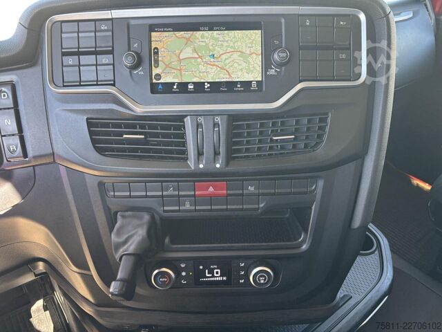Standard tractor unit IVECO Stralis AS440S46T/P / LNG Intarder Klima Navi ZV