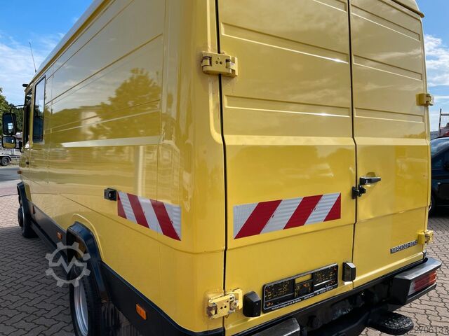 Hög tak skåpbil MERCEDES-BENZ Vario 613 D DokaKA/ L2H2/ 5 Sitze/ AHK/ Standhzg