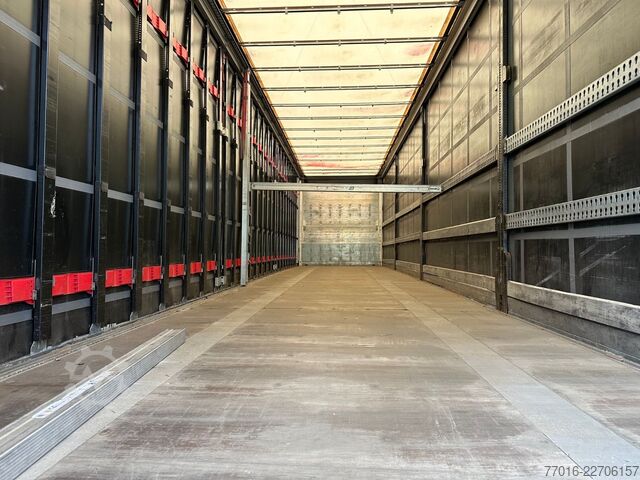 খোলা আধা-ট্রেলার সঙ্গে তারপুলিন SCHWARZMÜLLER S1 Speed Curtainsider ,SAF Achsen,,Edsccha,Lift