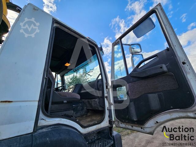 مضخة الخرسانة IVECO Magirus