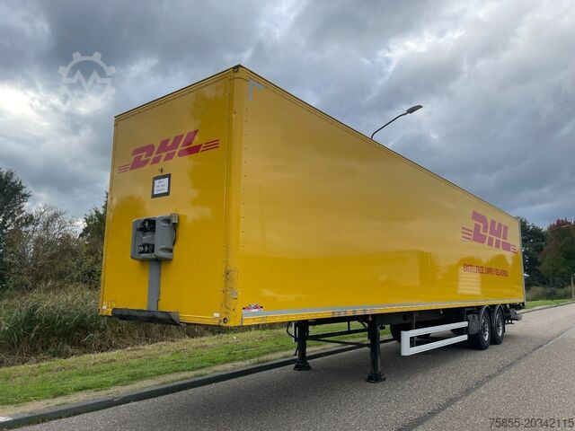 手提箱 Fruehauf N/A 2-Axle / Closed Box / Loading Lift / SAF / ...