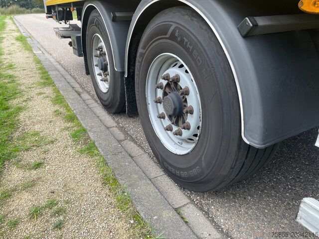 Kofer Fruehauf N/A 2-Axle / Closed Box / Loading Lift / SAF / ...