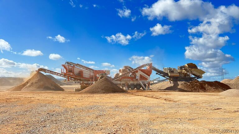 Færanleg mulningarverksmiðja Constmach Mobile Crushing Plant Mobile vertical impact crushing plant