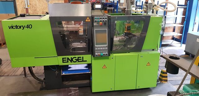 ইনজেকশন মোল্ডিং মেশিন ENGEL ENGEL VC 200/40 Tech