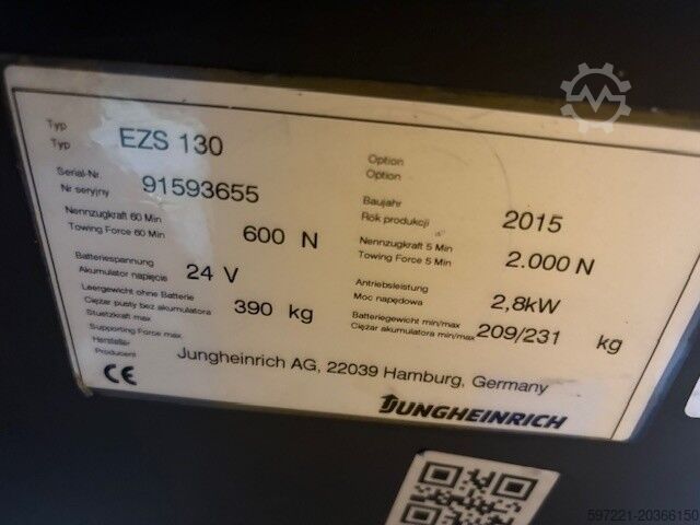 Tractores de arrastre Jungheinrich EZS130