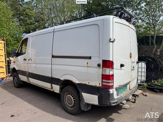 Karavan s visokim krovom Mercedes-Benz Sprinter 316 4x4 (Needs new clutch)